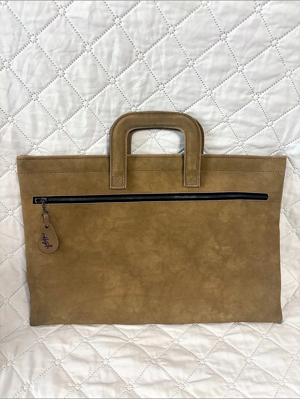 Vintage Brown Hazel portfolio